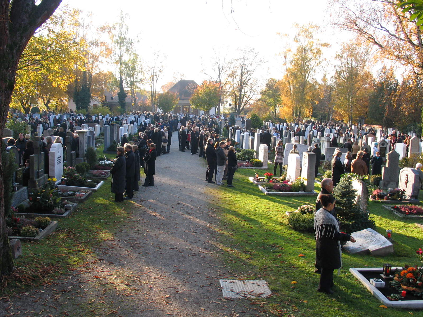 Friedhof Aubing Allerheiligen